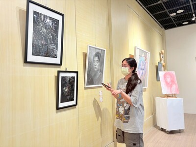 LINE_ALBUM_媒材表現技法期末展_260616_15