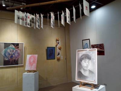 LINE_ALBUM_媒材表現技法期末展_260610_6