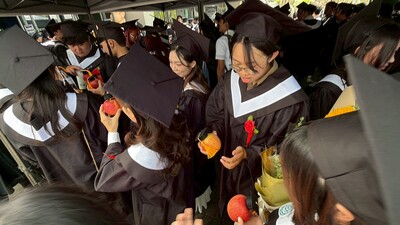 送舊15