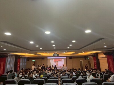 LINE_ALBUM_20260413胡朝聖老師｜藝術市場脈動的探索｜2026研討會_260415_20