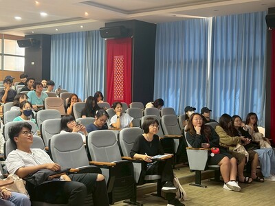 LINE_ALBUM_20260413胡朝聖老師｜藝術市場脈動的探索｜2026研討會_260415_38