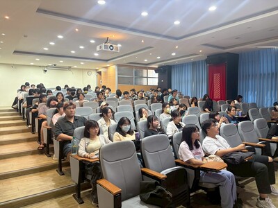 LINE_ALBUM_20260413胡朝聖老師｜藝術市場脈動的探索｜2026研討會_260415_41