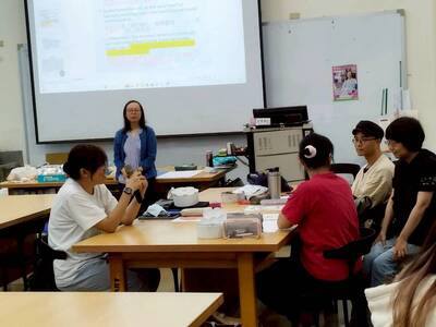 LINE_ALBUM_江芊玥老師工作坊_260412_56