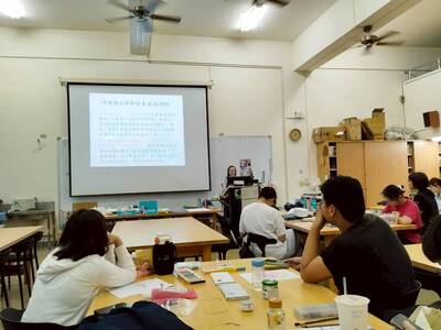 LINE_ALBUM_江芊玥老師工作坊_260412_86