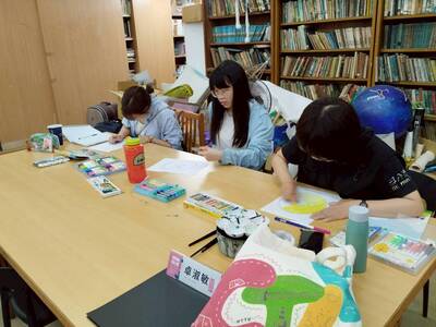 LINE_ALBUM_江芊玥老師工作坊_260412_117